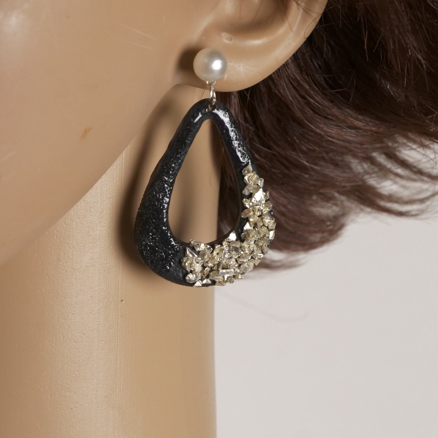 Boucles d'oreilles pendantes goutte évidée - Noir & Argentée
