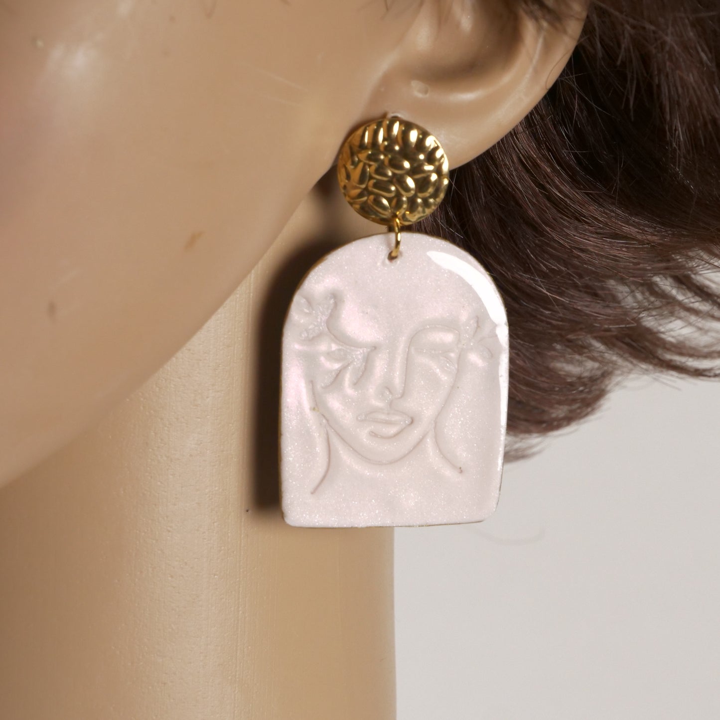 Sculpted Sage White Muse Drop Earrings
