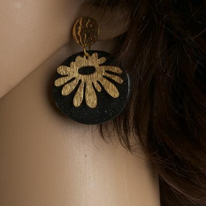 Sculpted Modern Circle Earrings