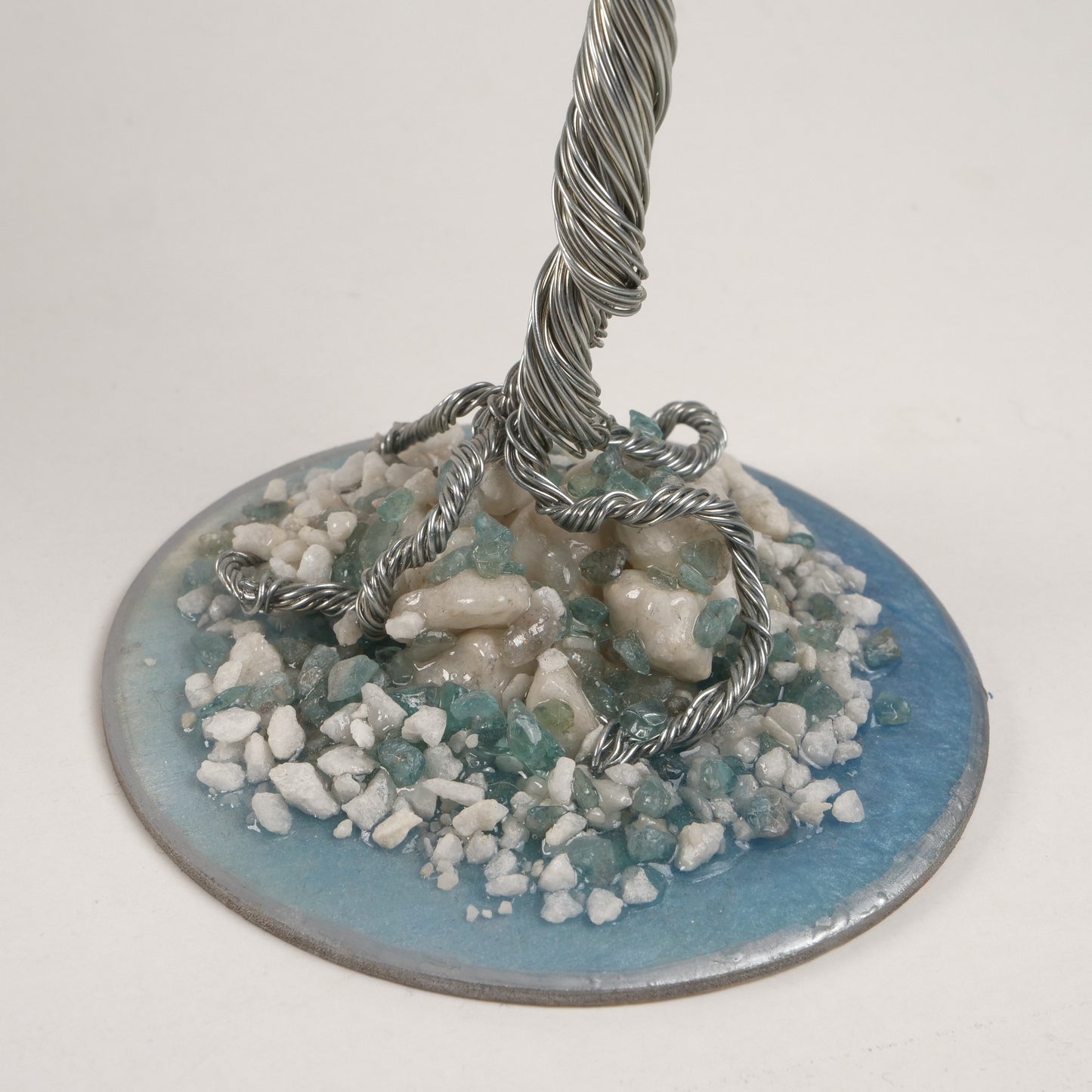Arbre de rivage en verre aqua et fil d'argent