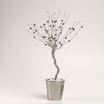 Arbre moderniste en fil d'argent