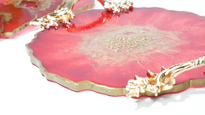 Plateau de service baroque en résine cramoisie et or